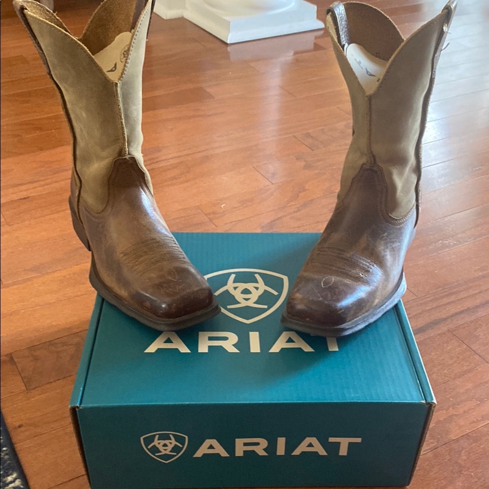 Ariat Western Boots in Rich Brown and Classic Tan